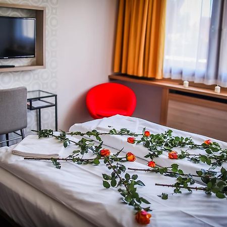 Imola Udvarhaz Dessert Hotel Eger Værelse billede