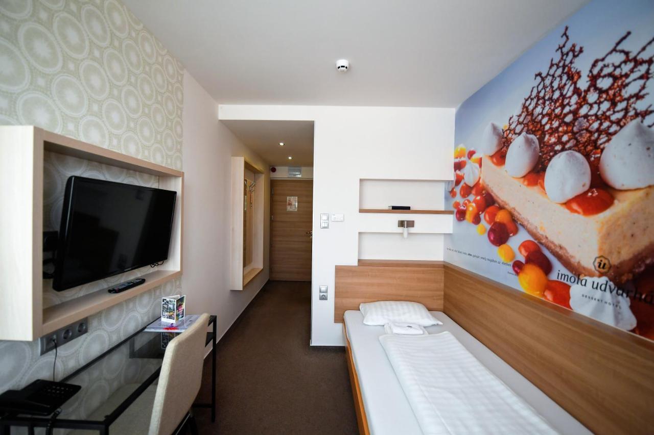 Imola Udvarhaz Dessert Hotel Eger Eksteriør billede
